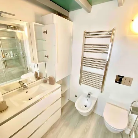 Loft Di Lusso - Metro E Centro דירה